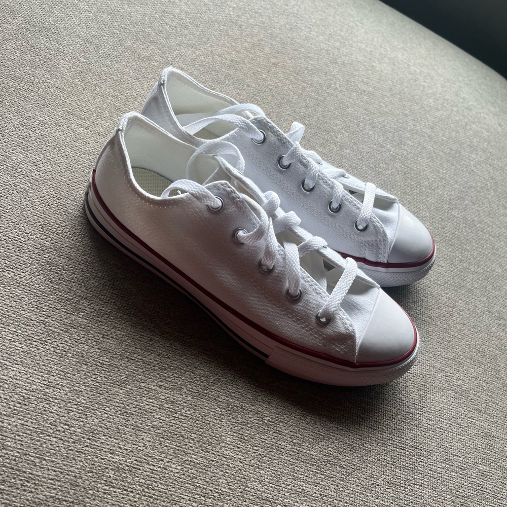 Young girls size 3 white Converse.